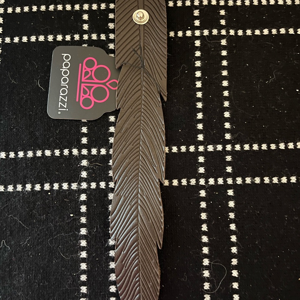 Paparazzi Dark Brown Feather-Inspired bracelet